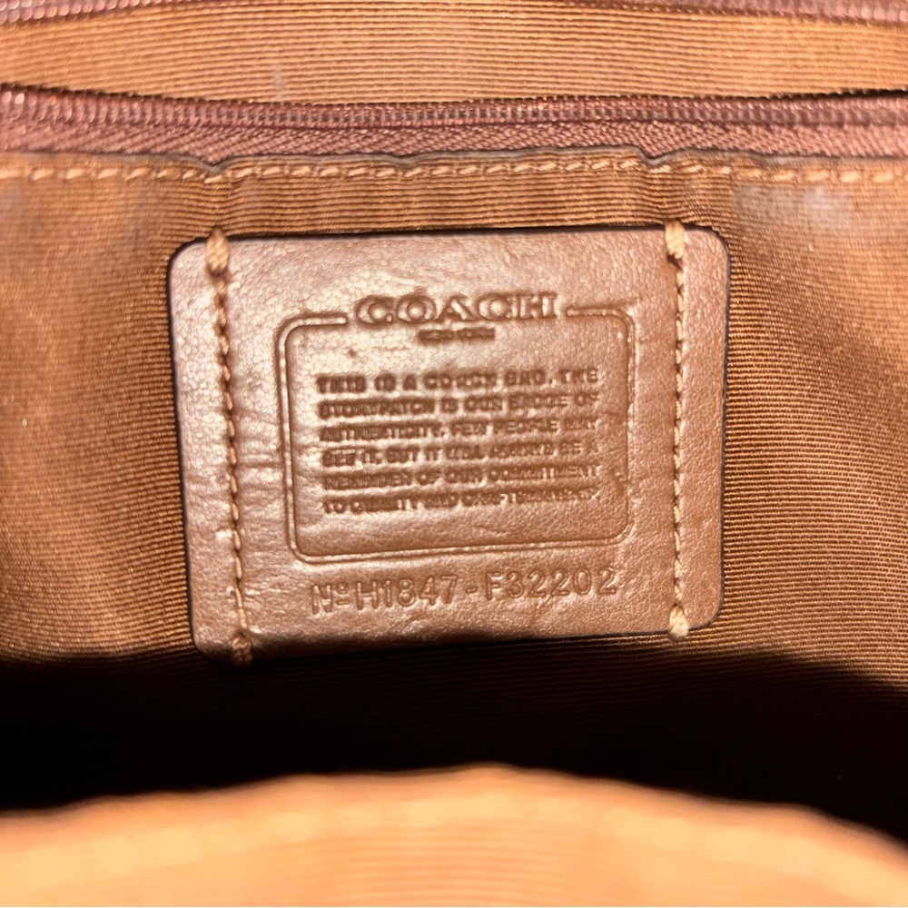 Coach Mini Bennett Satchel Purse in Pebbled Leather - Picture 9 of 9